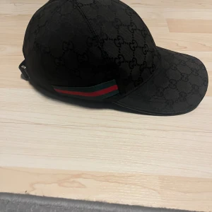 GG keps - Väldigt bra skick inga skador osv, haft i ungefär 4-5 månader