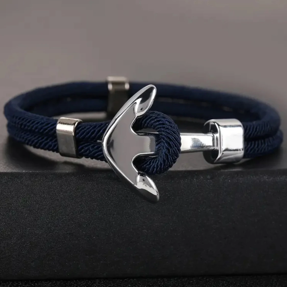 Armband med ankare i silverfärg