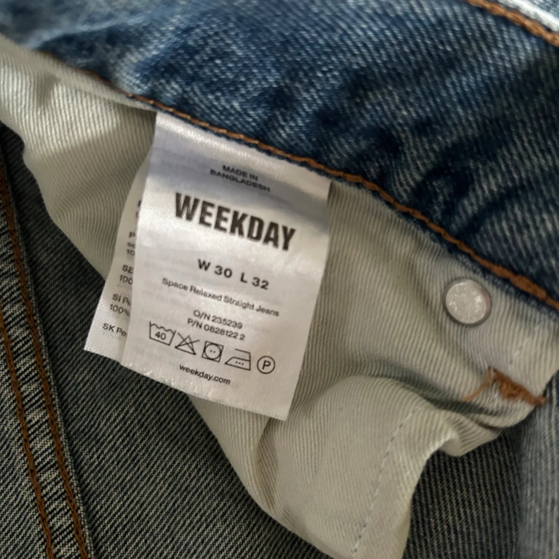 Weekday Space Relaxed Straight Jeans - 1