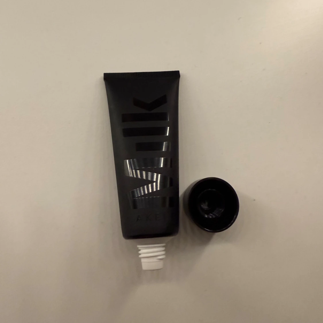 Milk makeup mattifying primer - 1