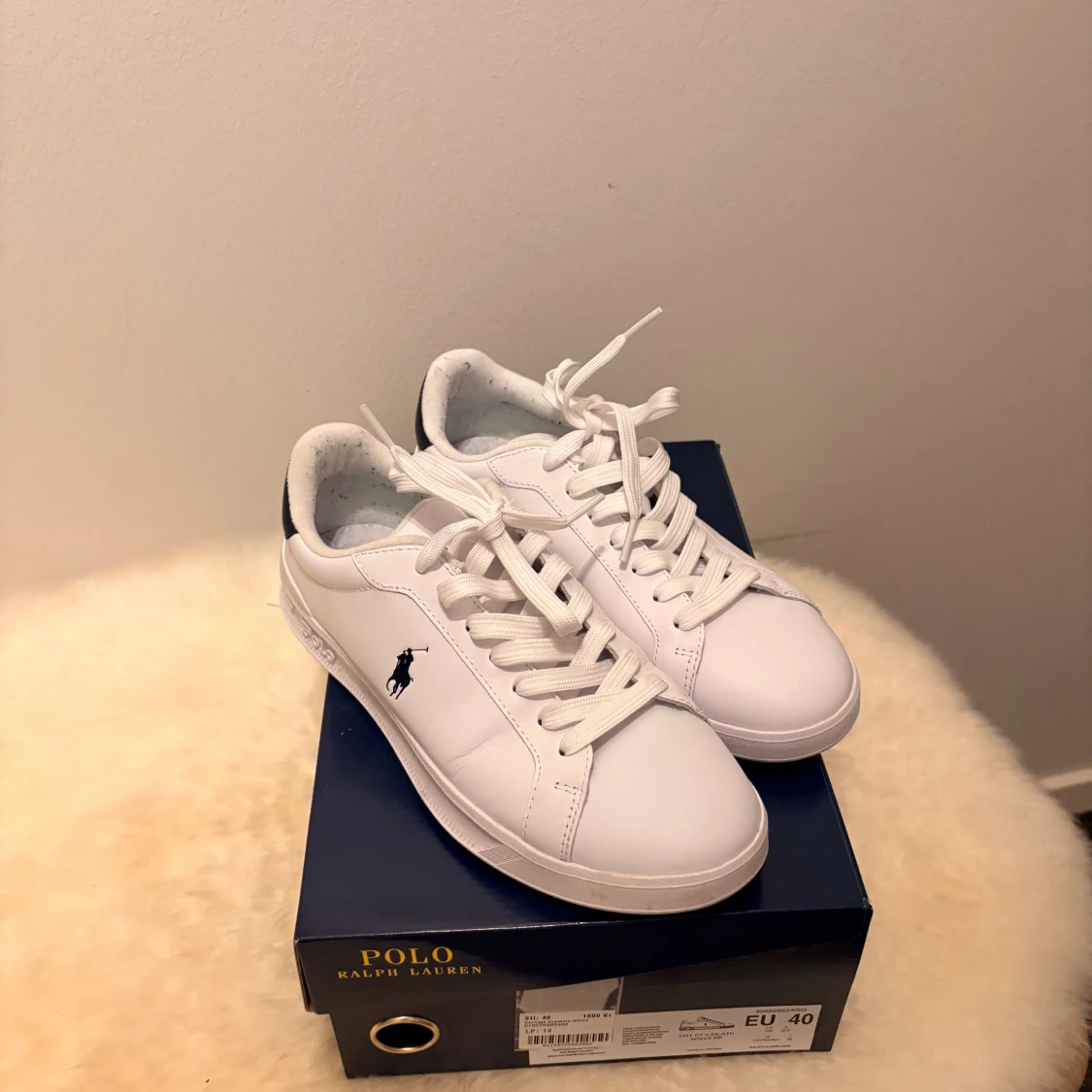 Vita sneakers från Polo Ralph Lauren