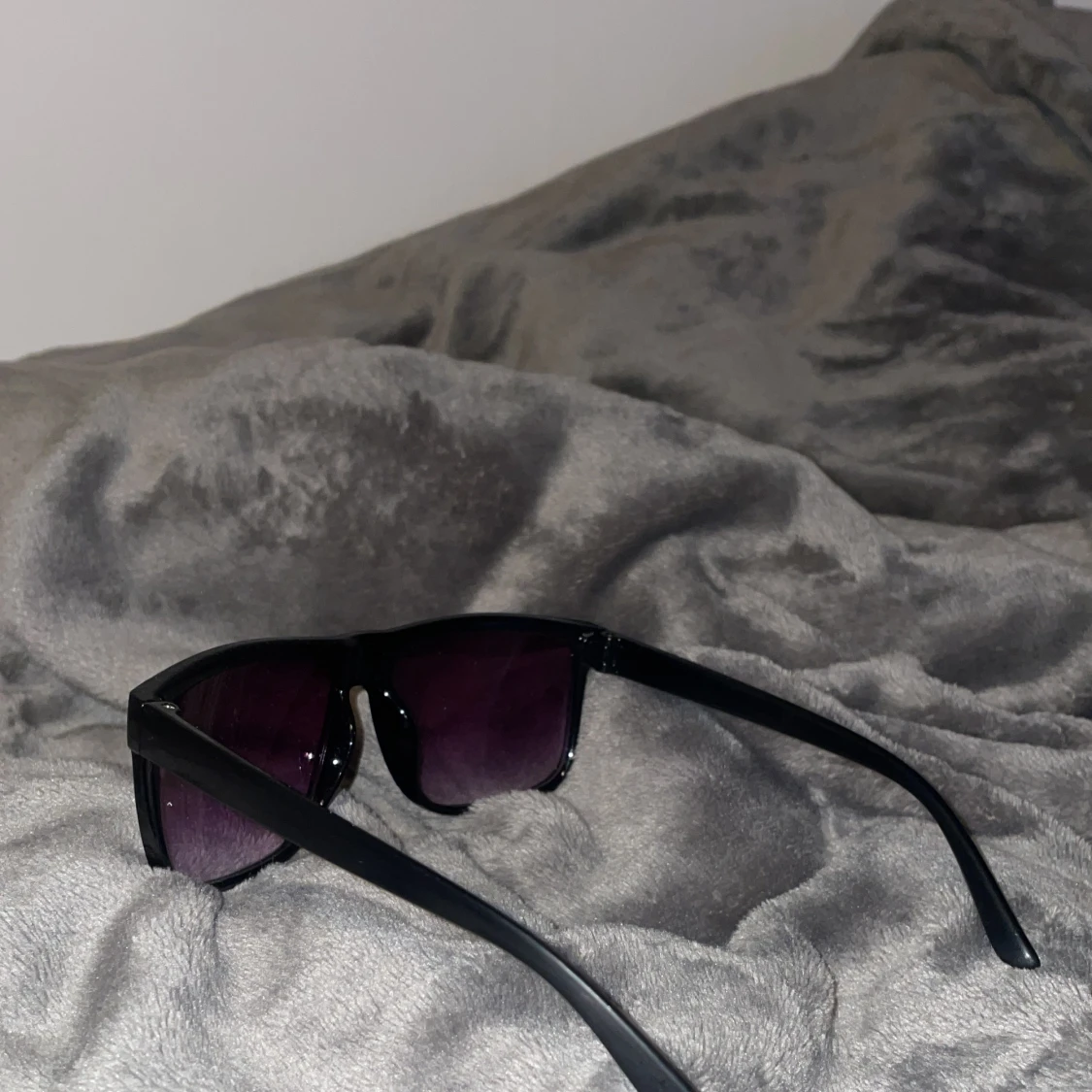 Ray-Ban solglasögon 🕶️ svart/lila - 2