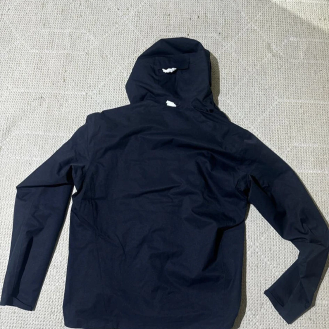 Svart vindjacka Peak Performance - 1