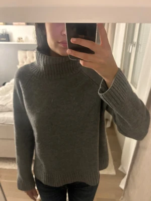 Wera tröja - Jättefin, populär tröja från Wera med polokrage💖