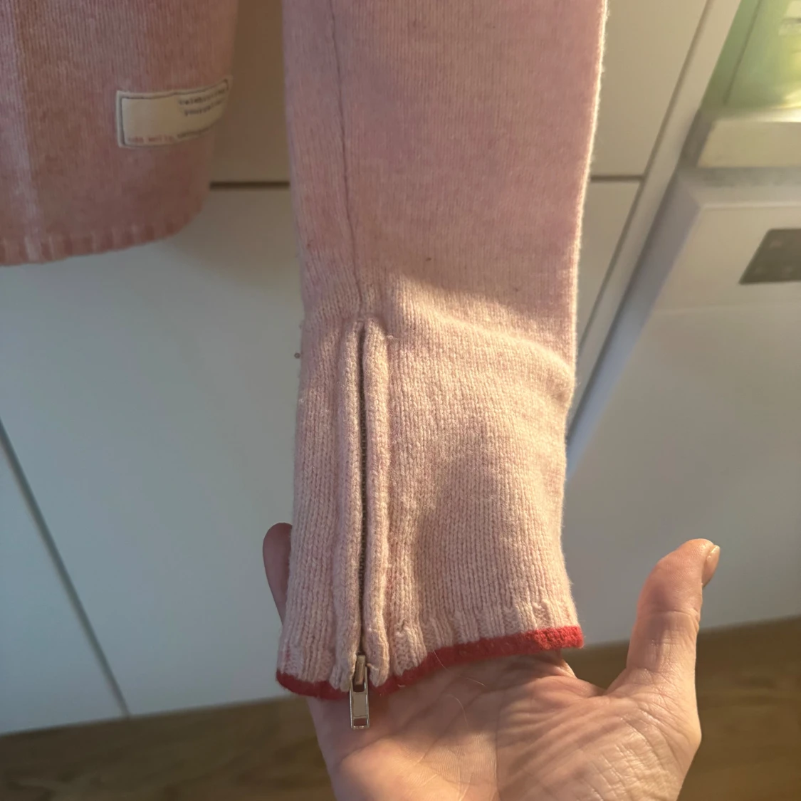 Ljusrosa kofta från Odd Molly - 1