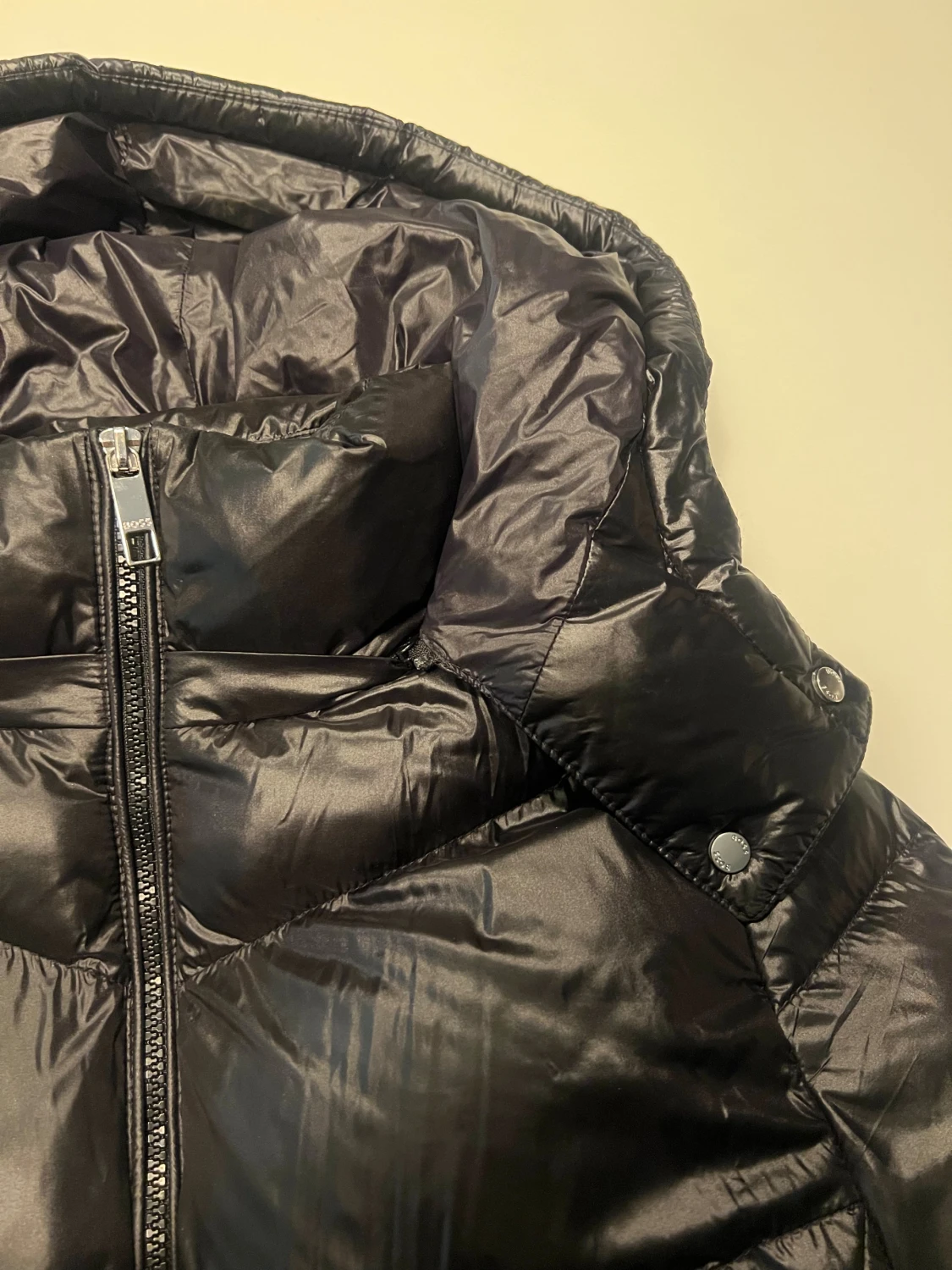 Svart pufferjacka från Hugo BOSS - 4