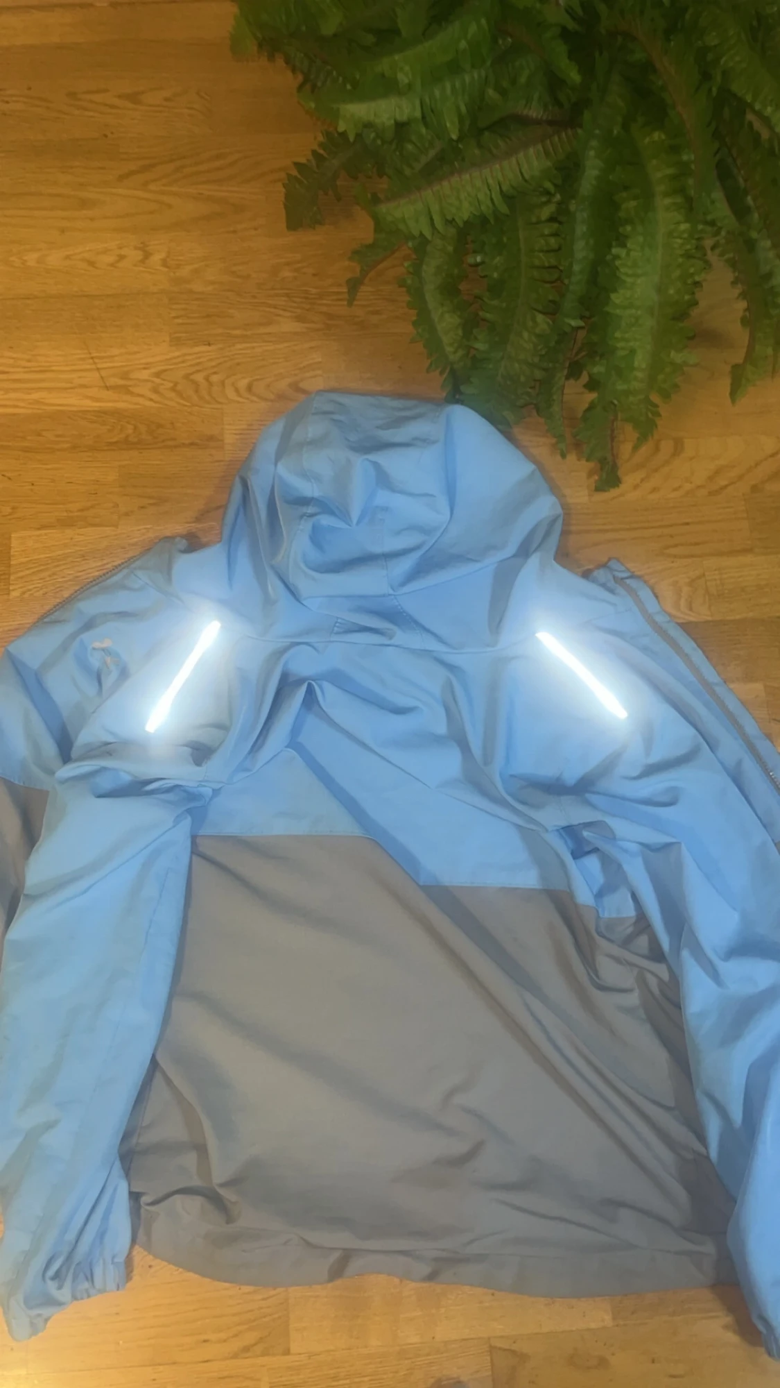 Blå och grå vindjacka från Under Armour - 2