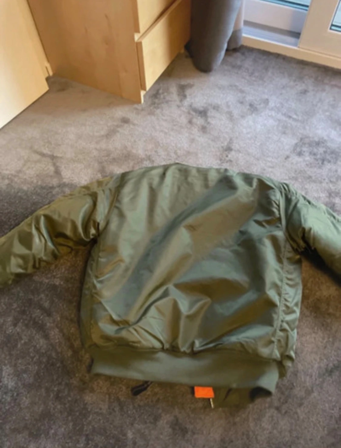 Olivgrön bomberjacka från Brandit - 1