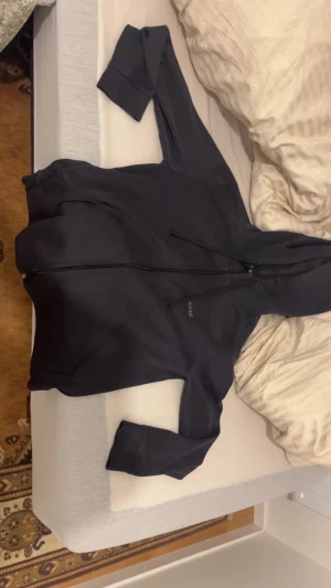 Hugo boss  - Boss zip up hoodie bra skick 
