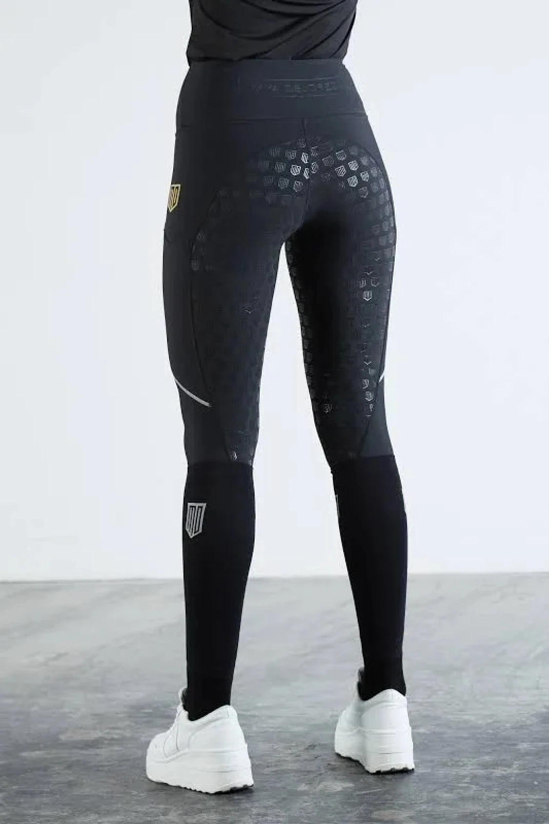 Maya delorez, luna function  - 2