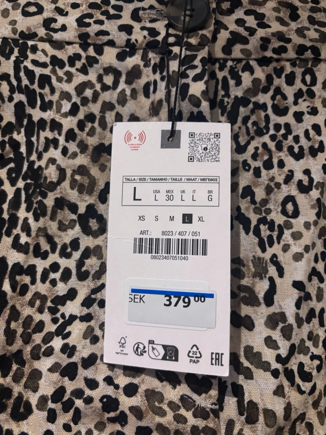 Leopardmönstrade shorts från Zara - 1