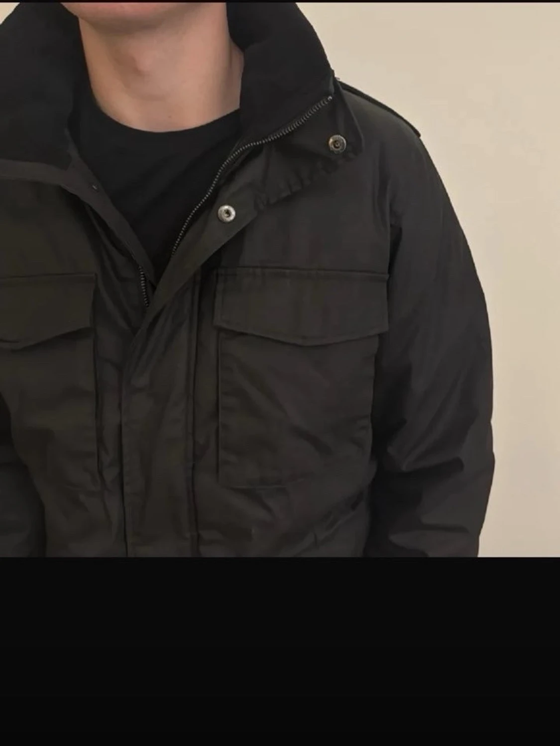 Svart parkajacka med fickor - 2