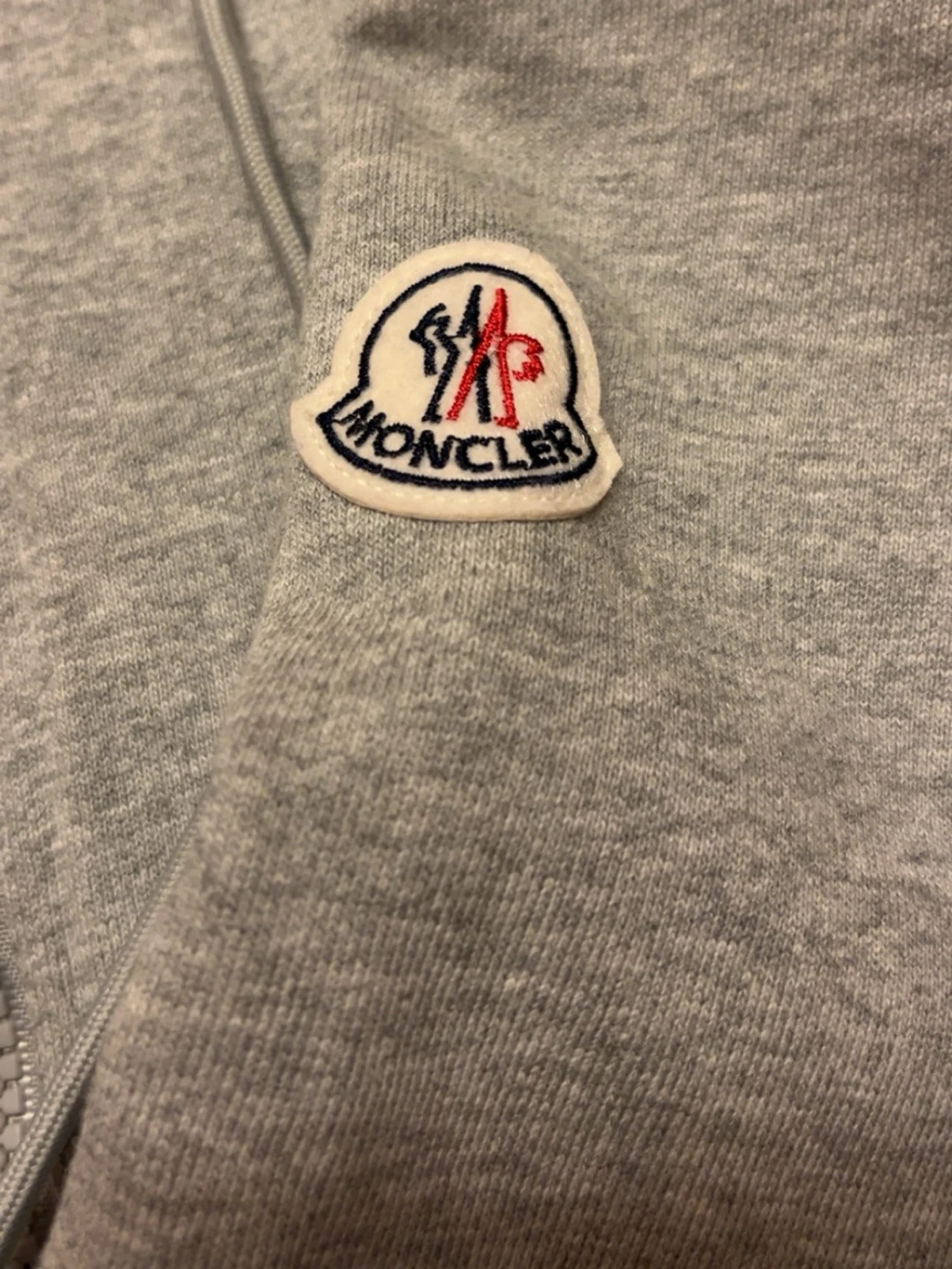 Grå kofta från moncler - 3