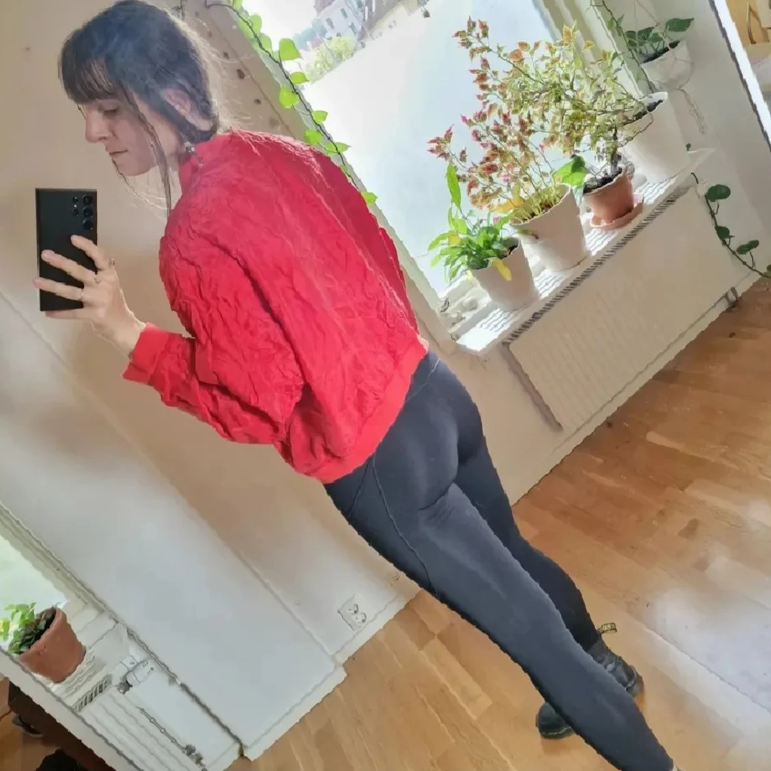 Röd bomberjacka - 1