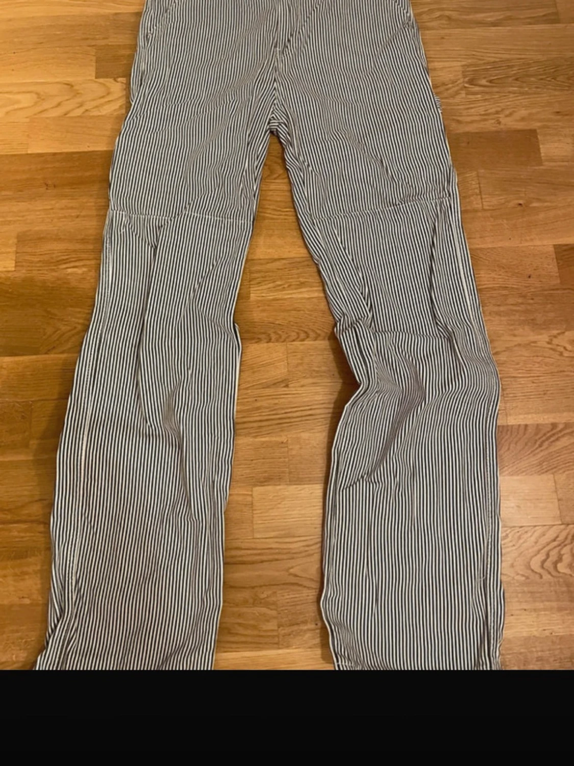 Randiga blåvita jeans  - 2