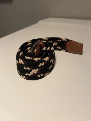 Flätat bälte  - Flätat bälte 