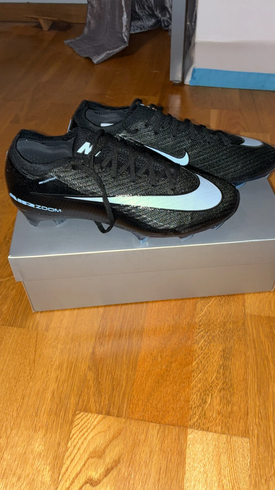 Nike mercurial vapor 16