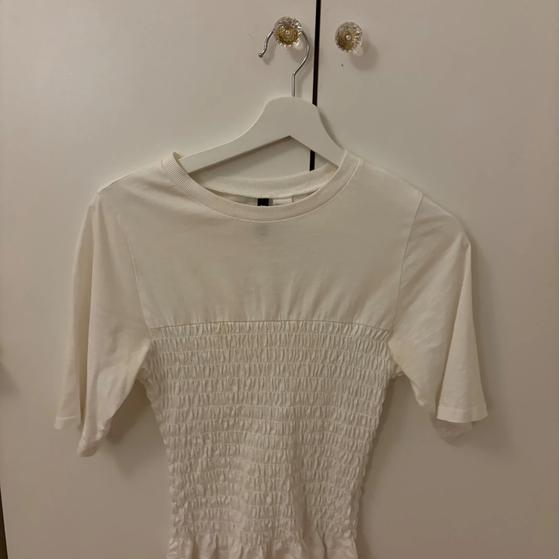 Vit smockad topp från H&M Divided - 1