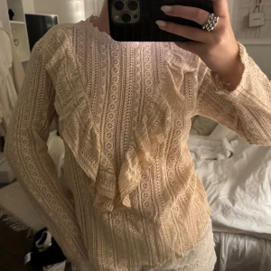 Söt blus  - Från Kappahl, storlek M men sitter definitivt som en S 🥰