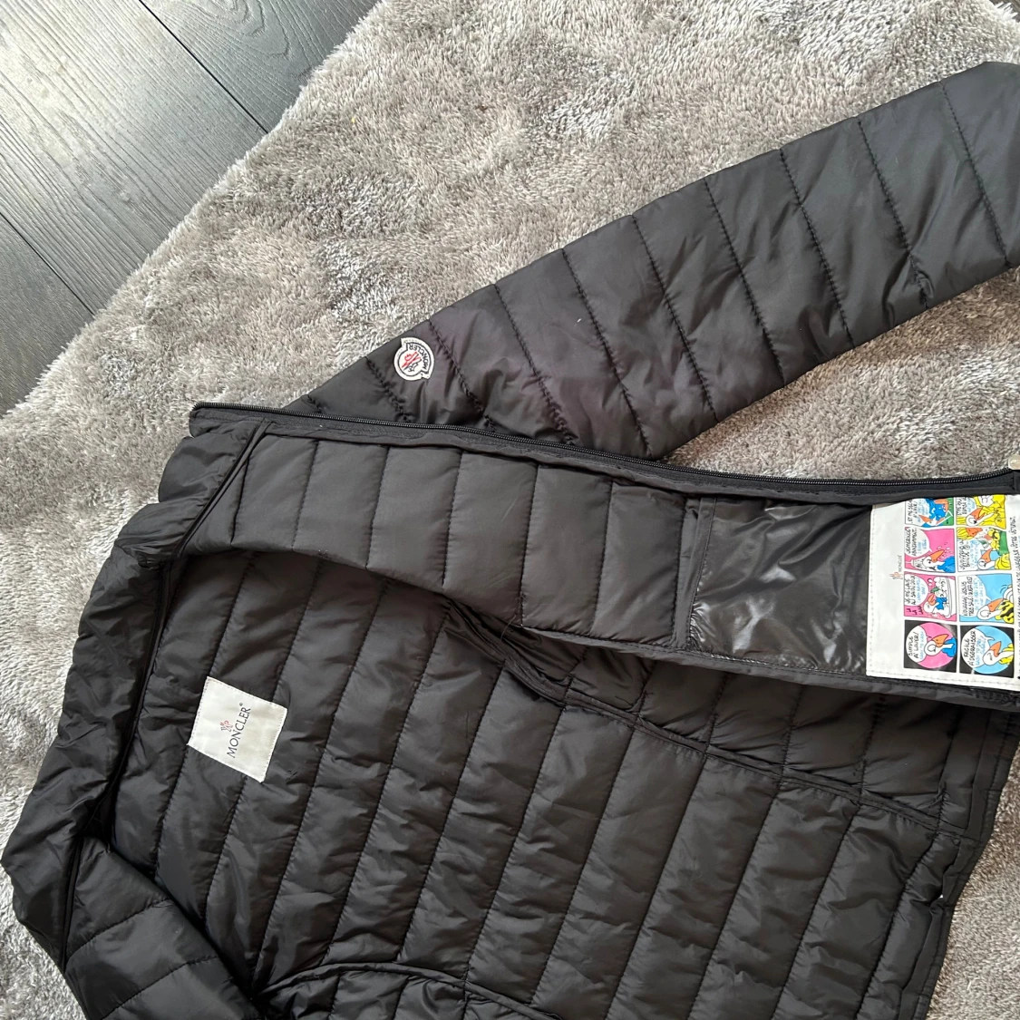 Svart quiltad dunjacka från Moncler - 2