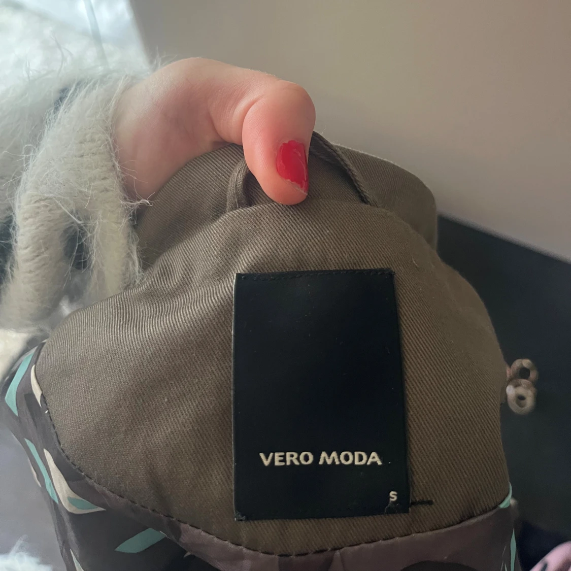 Brun trenchcoat från Vero Moda - 2