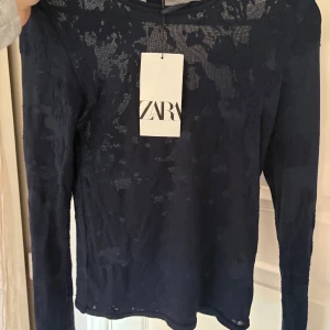 Zara topp - Snygg genomskinlig Zara topp prislappen kvar