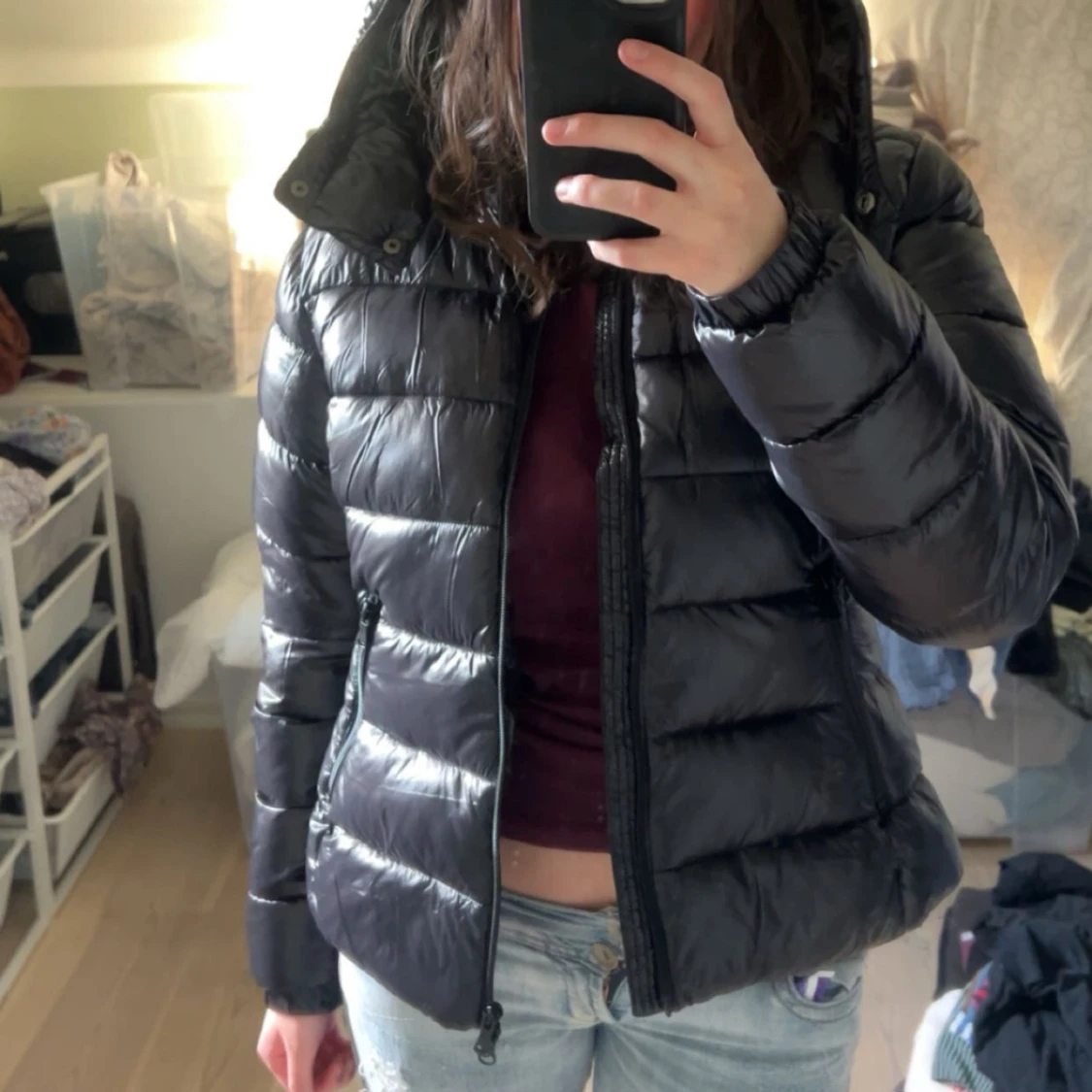 Helt ny svart pufferjacka med huva - 1