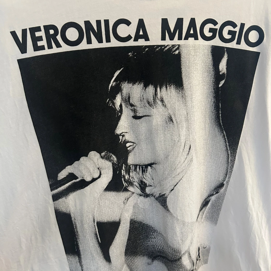 Veronica Maggio merch Uppsala - 1