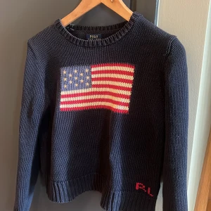 Ralph Lauren tröja - Stickad ralph lauren tröja i fint skick, strl 16 år (liten i storleken)