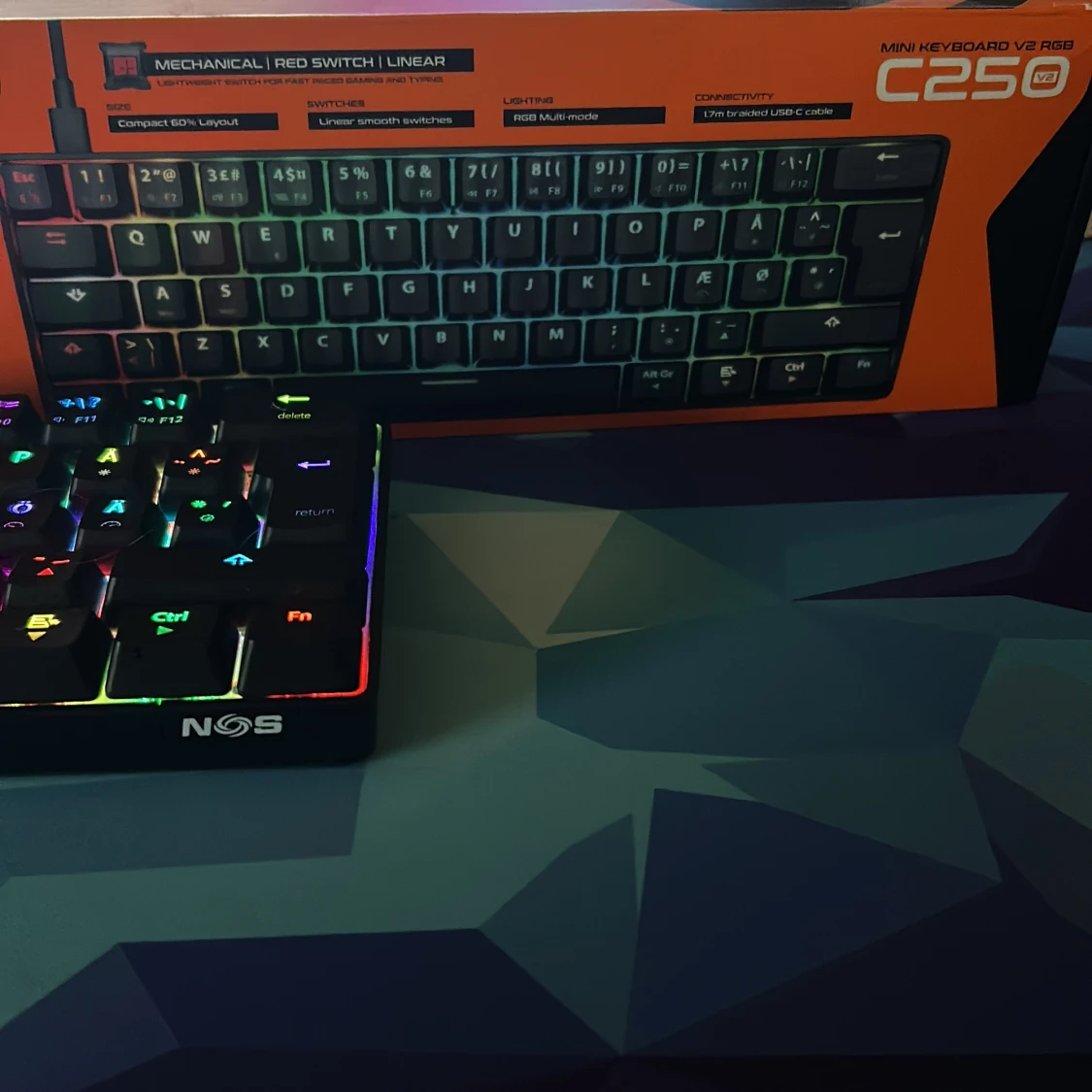 NOS Mini Keyboard V2 RGB C250 - 2