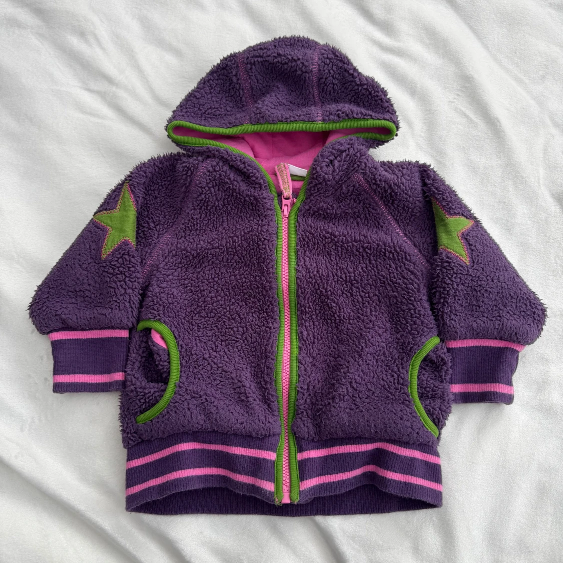 Lila teddyjacka