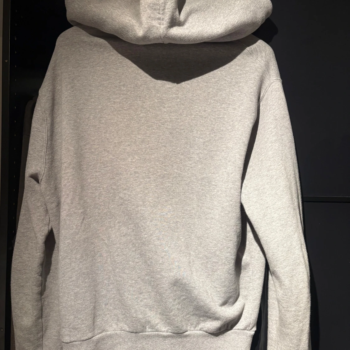 Grå hoodie från Whyred med dragkedja - 1