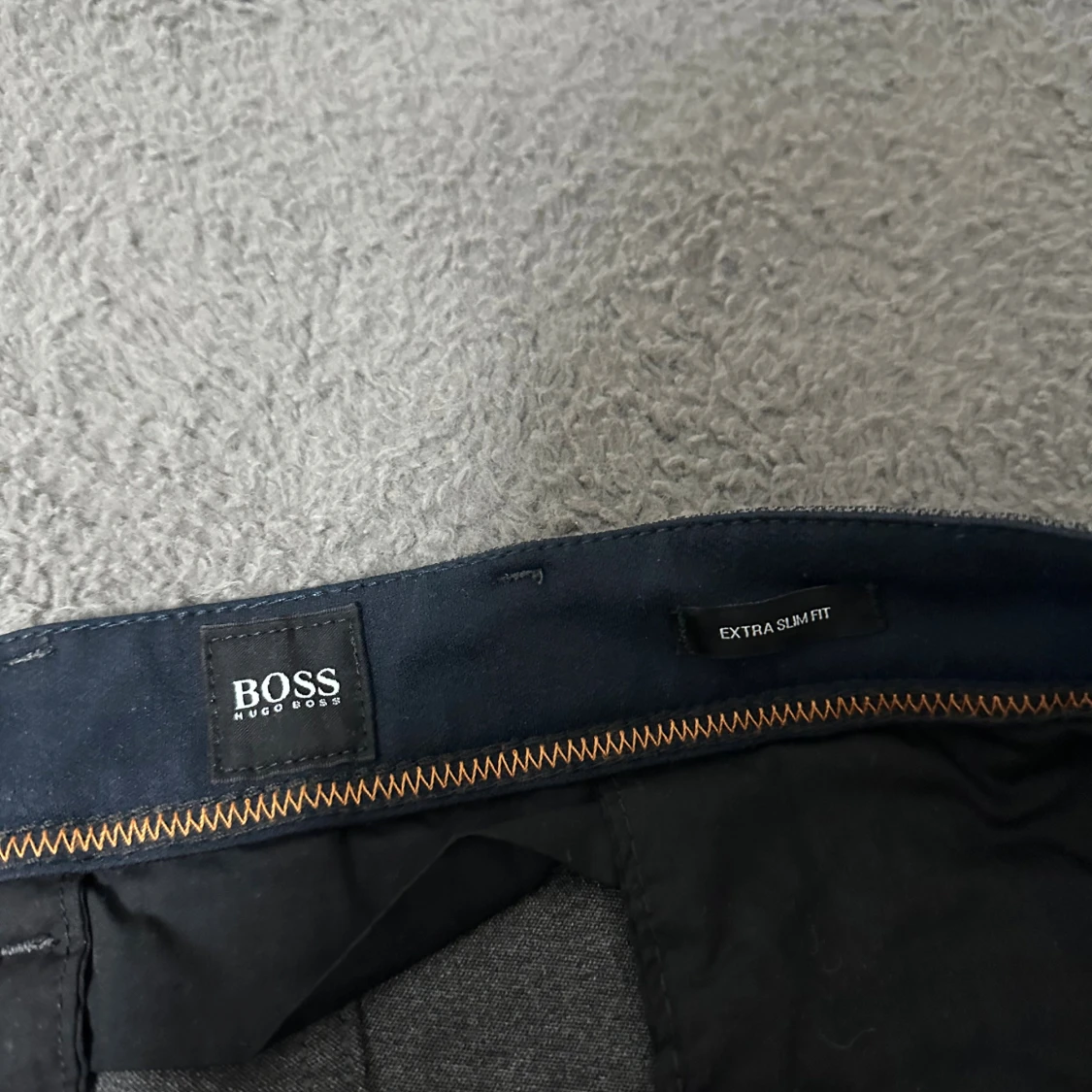 Grå extra slim kostymbyxor från BOSS - 2