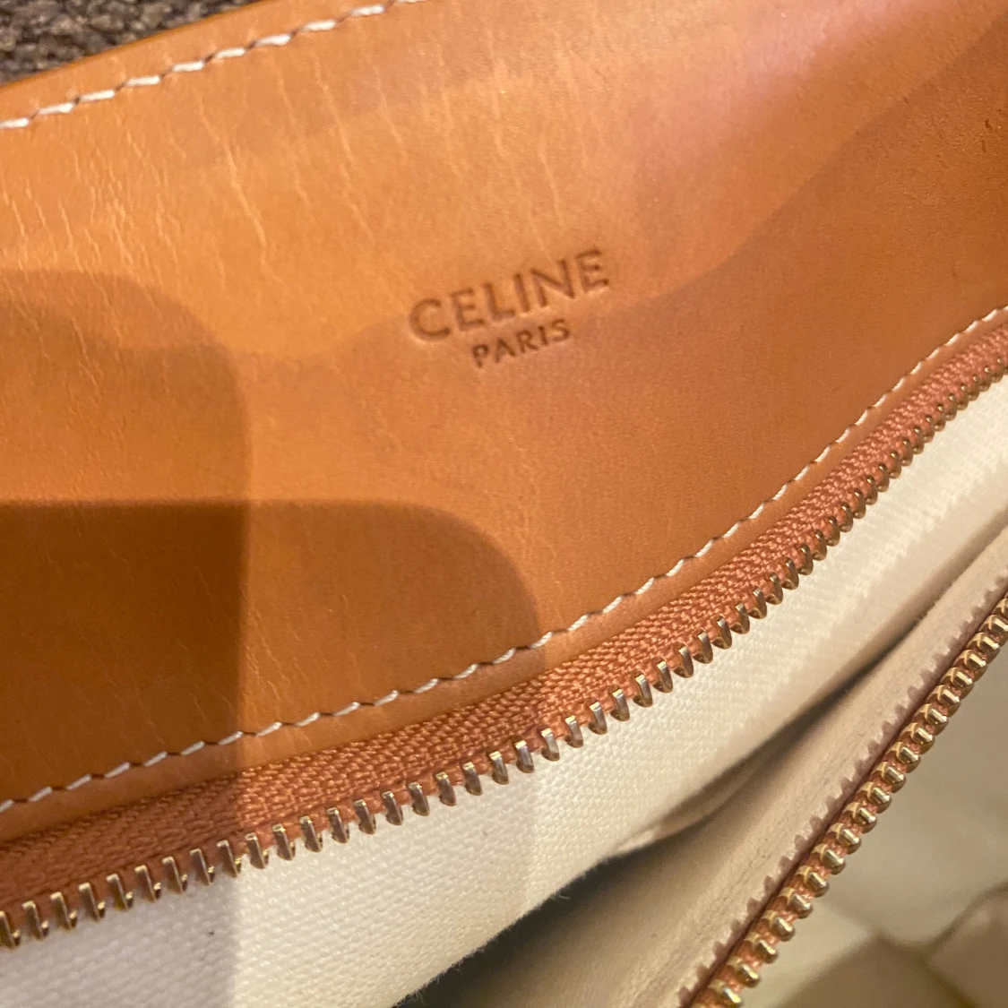 CÉLINE Cabas Vertical Tote - 2