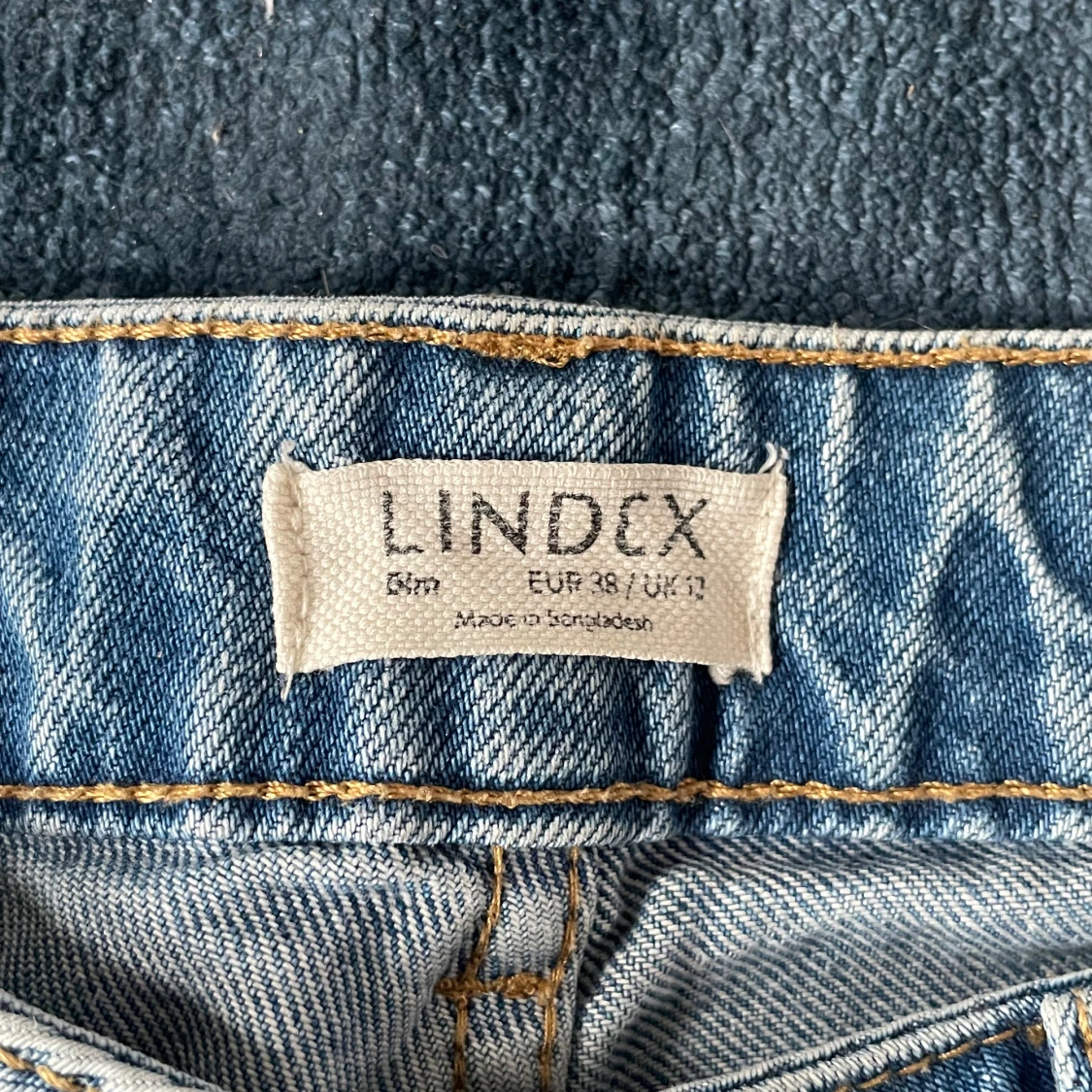 Blåa jeans från Lindex stl 38 - 3