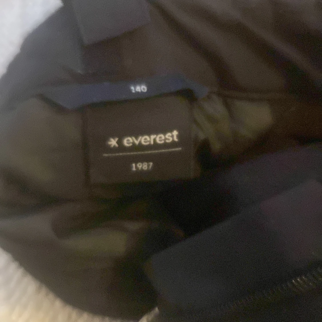 Svarta täckbyxor från Everest 140 - 2