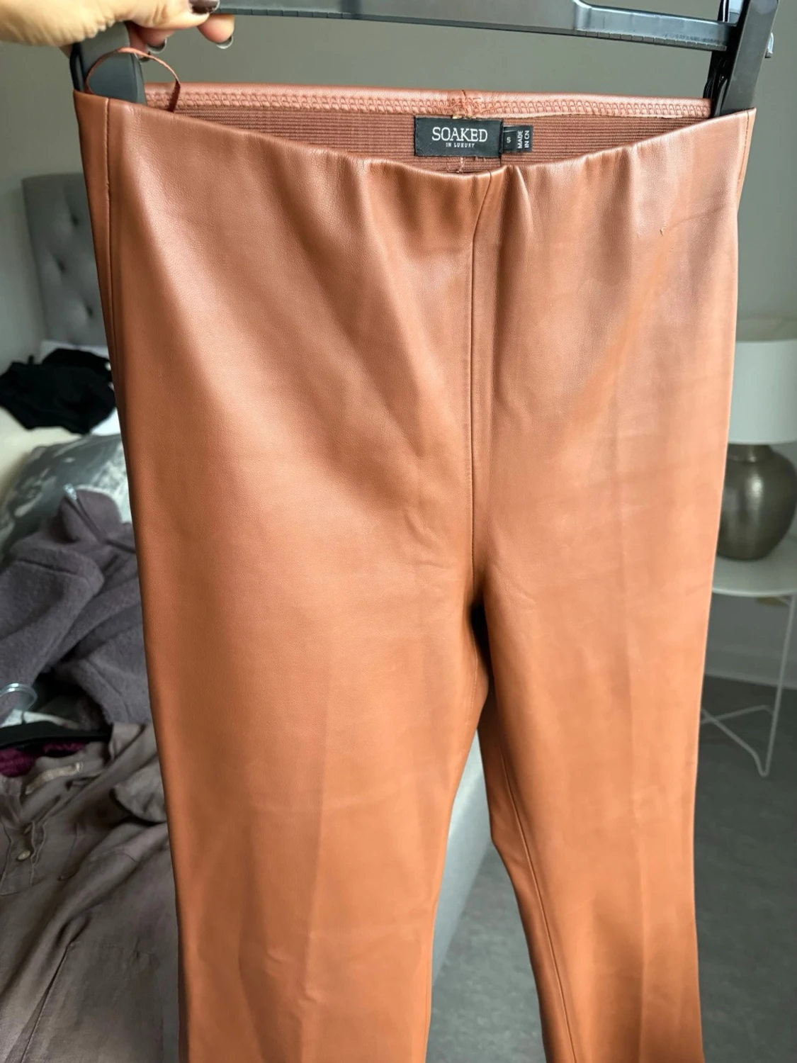 Bruna skinnbyxor från Soaked in Luxury - 1