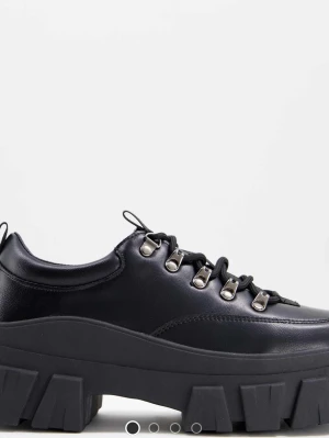 Svarta skor i läderimitation från ASOS - Oanvända nya skor