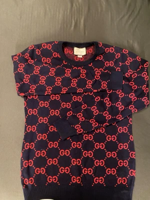 Hm tröja  - Oanvänd 