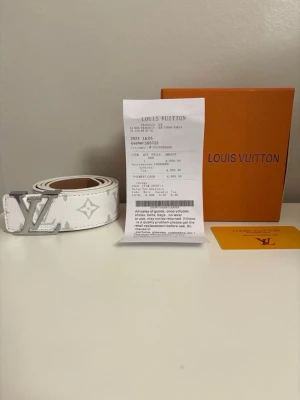 Lv bälte - Helt nya, fraktas inom kort tid