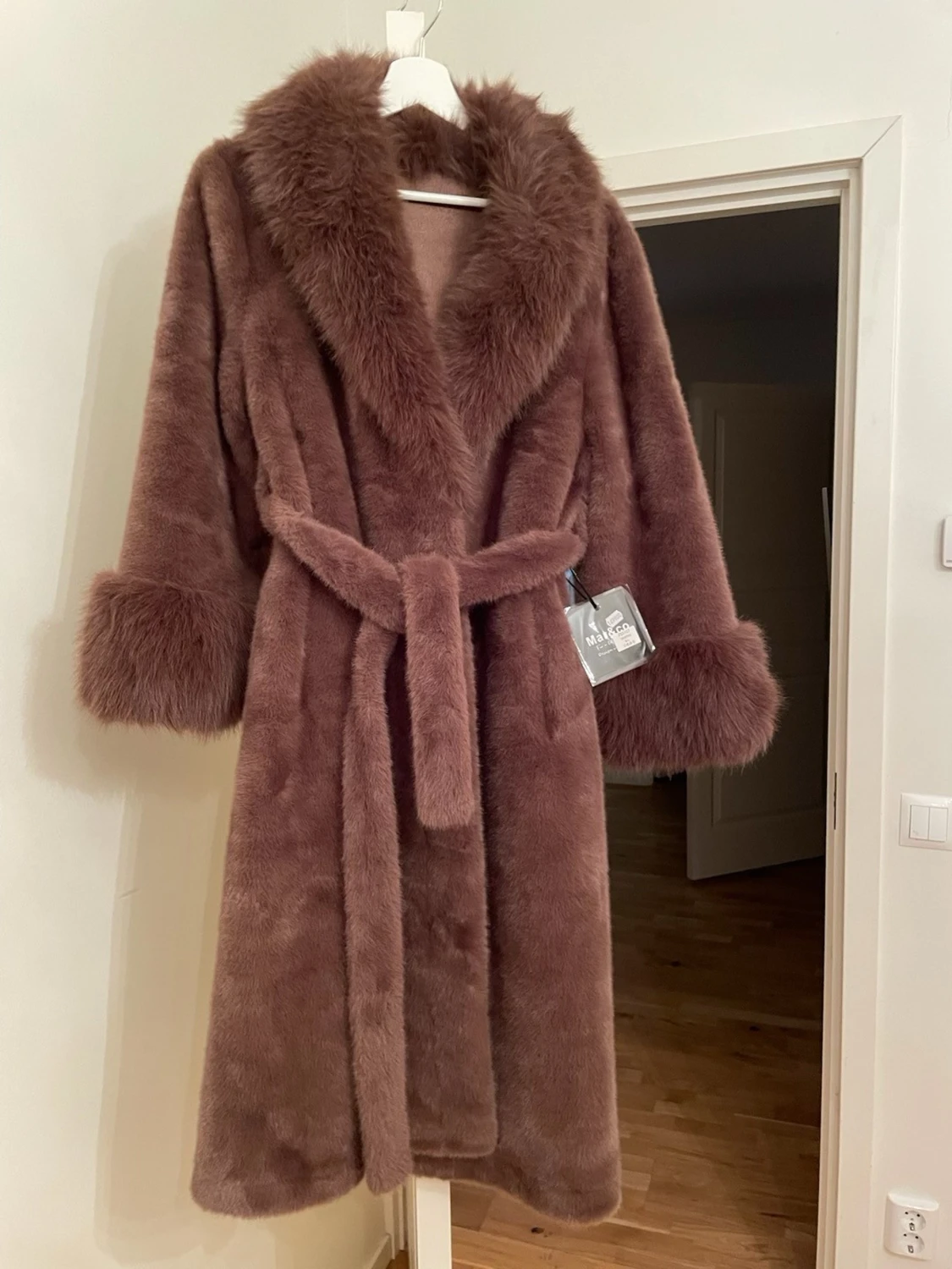 Fluffig brun pälsjacka från Mar&co