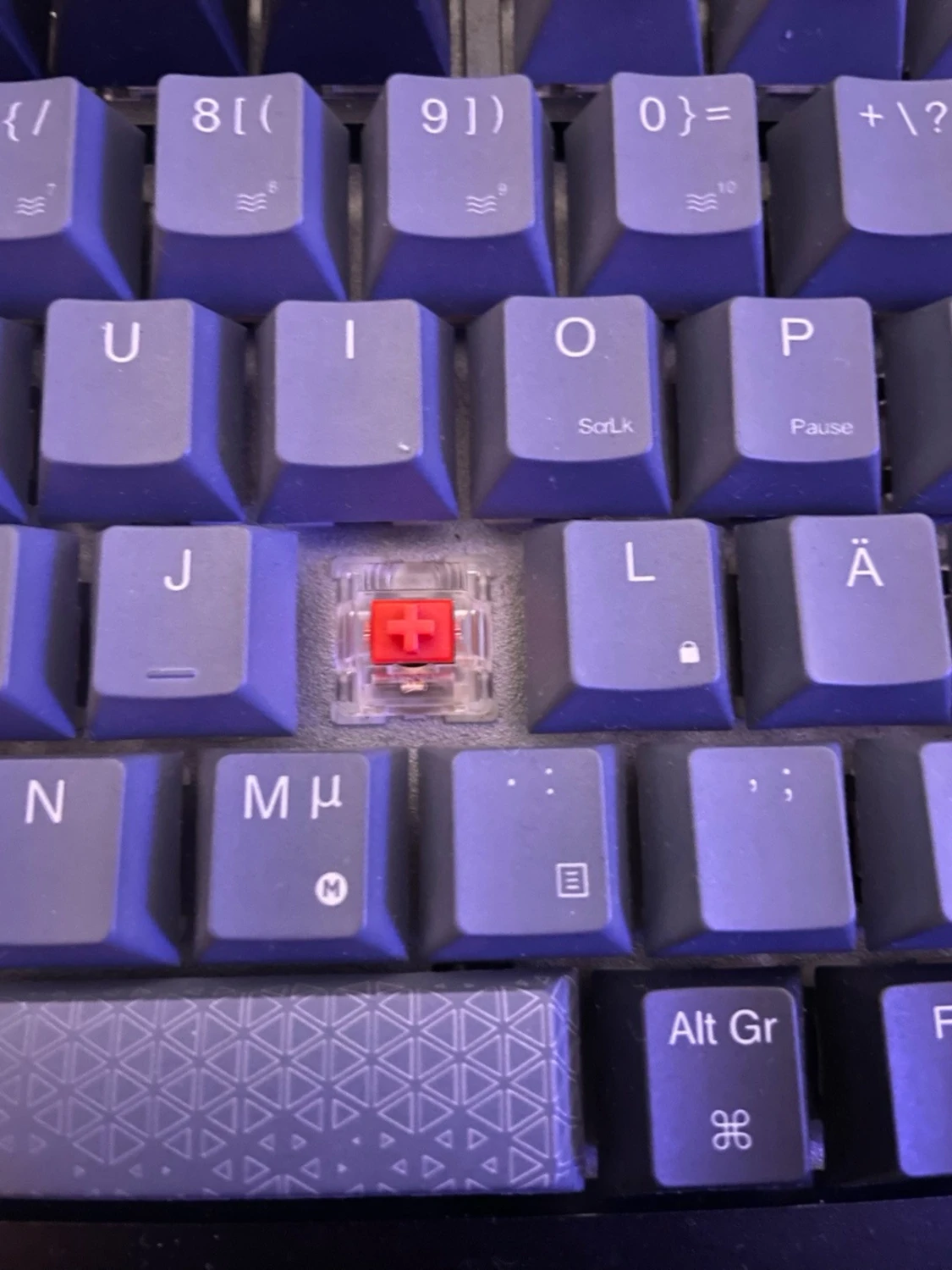 Corsair K65 Plus Wireless - 2