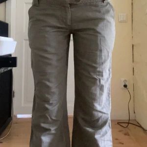 Lågmidjade byxor - Superfina lågmidjade byxor💞 Köpt second hand, i fint skick! 