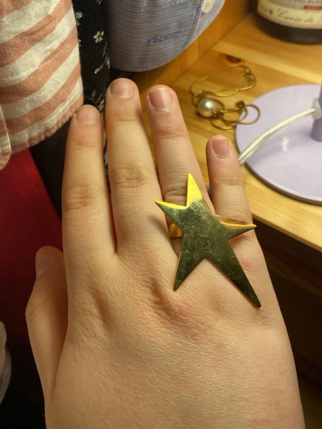 Stor guldfärgad stjärnring - 1