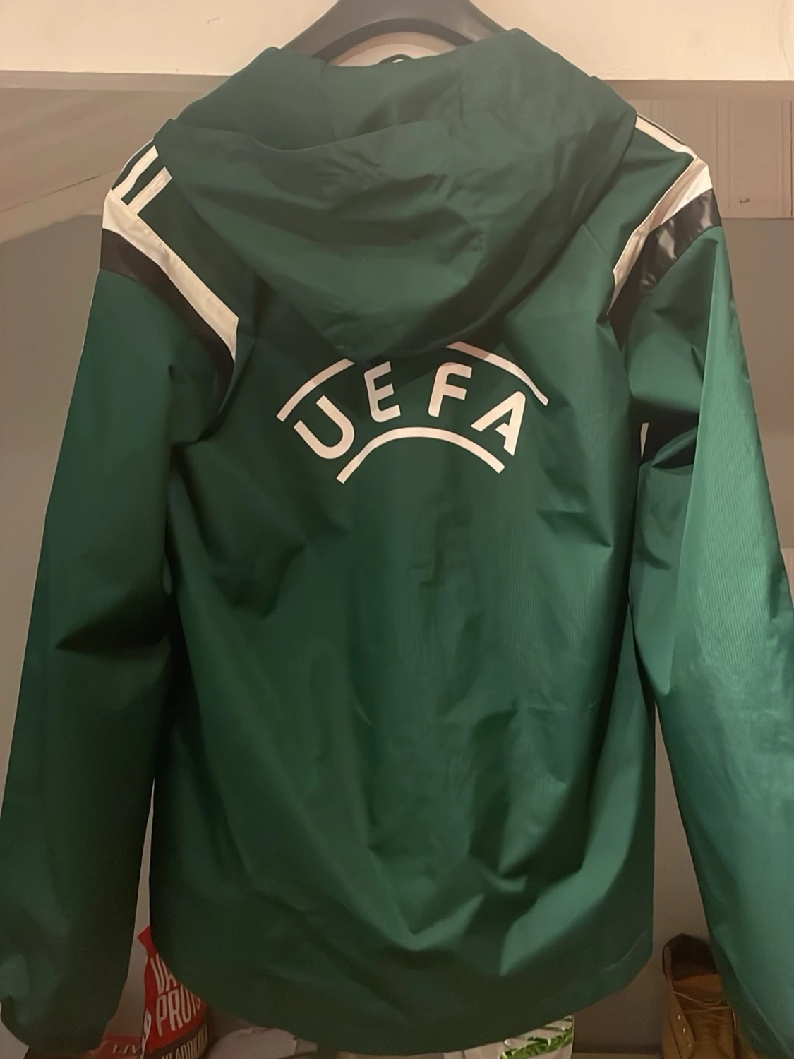 UEFA Adidas vindjacka 