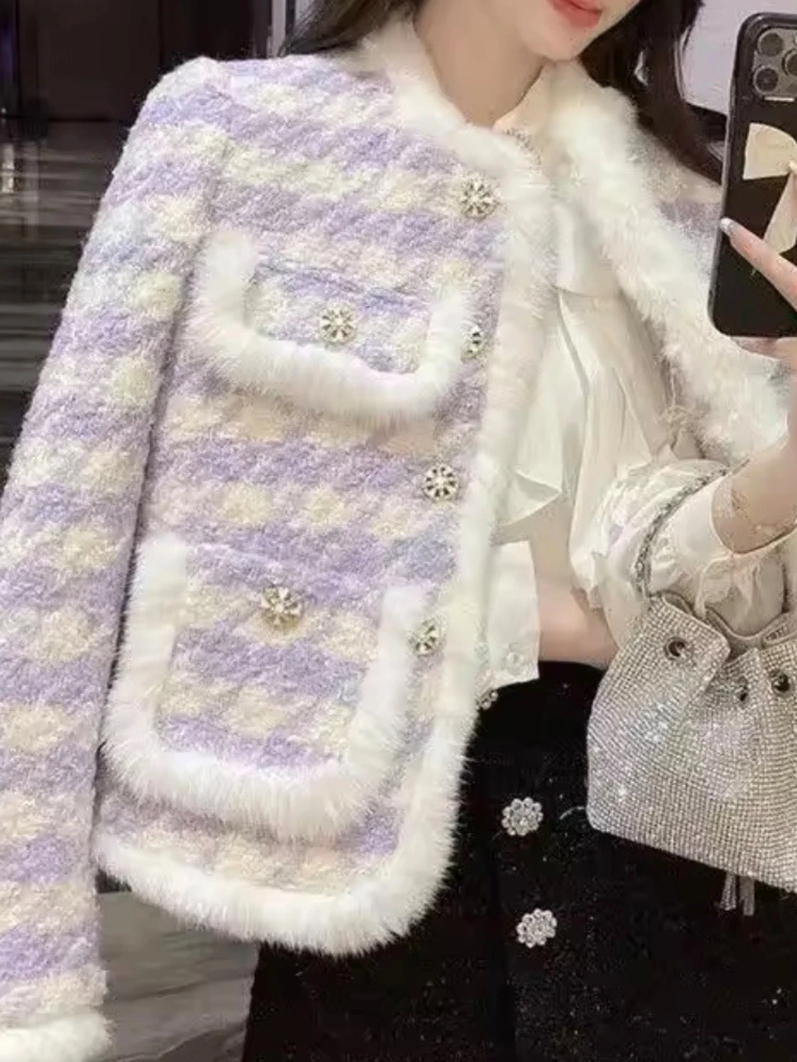 Ljuslila rutig teddyjacka med pälsdetaljer - 2