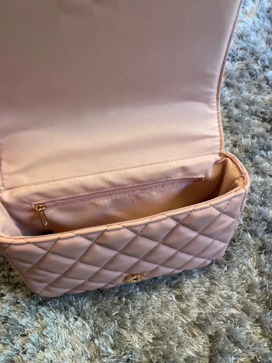 Rosa quiltad axelväska med kedja - 3