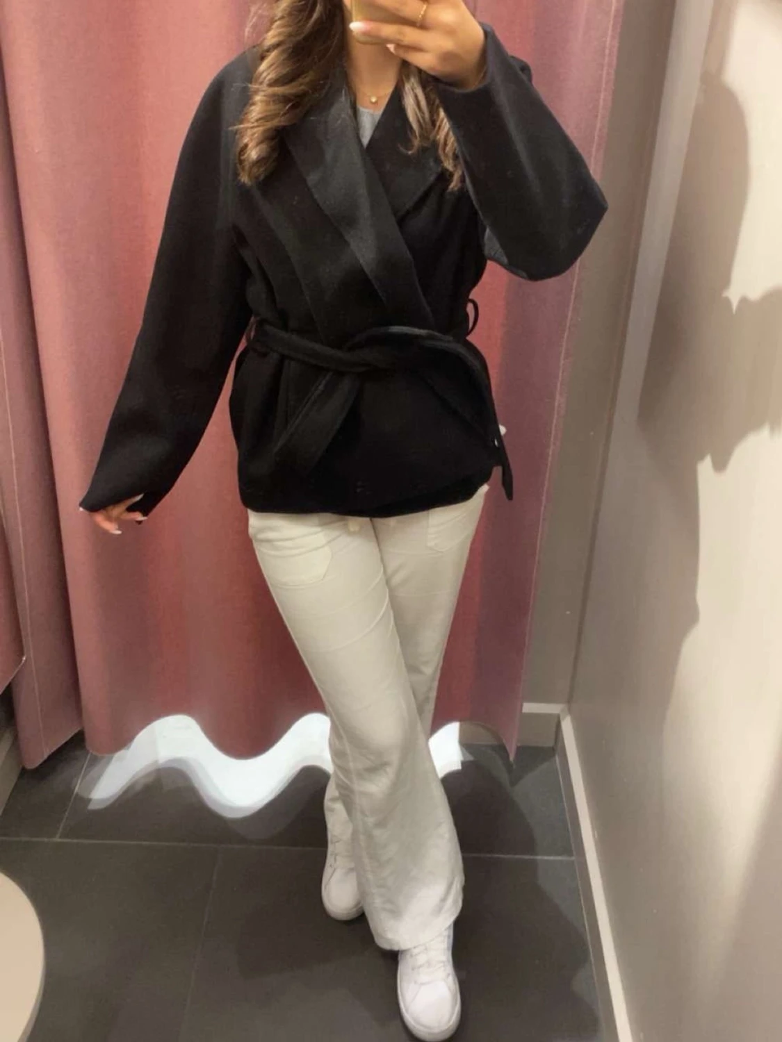 Svart kappa med bälte dam