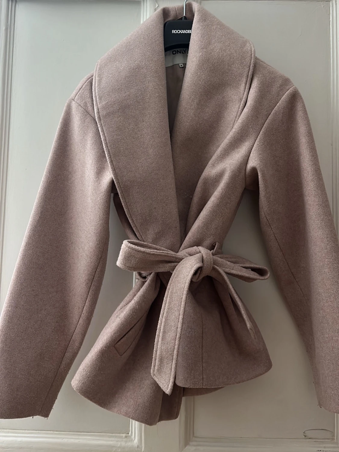 Rosa omlott kappa från ONLY - 1