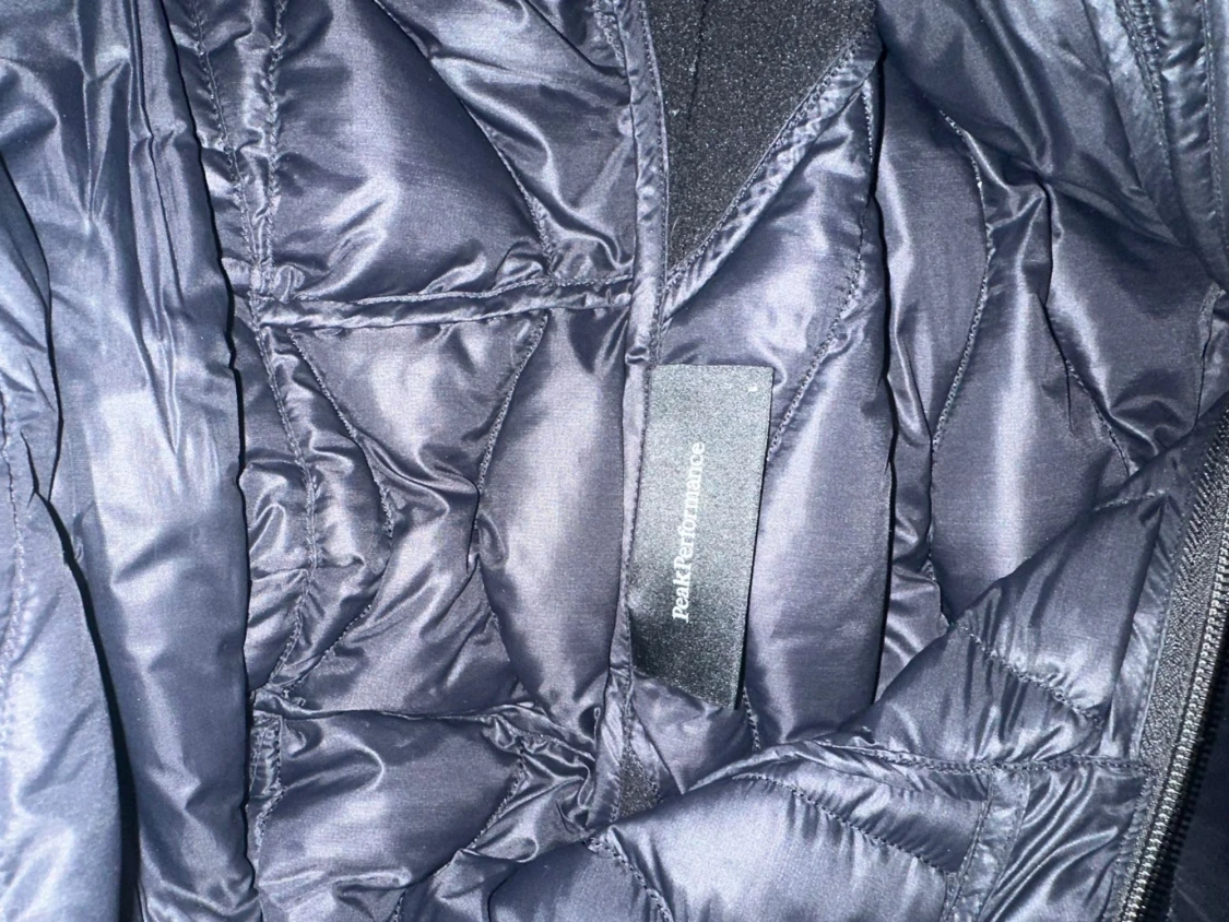 Svart hybrid jacka/Windbreaker Peak Performance - 1